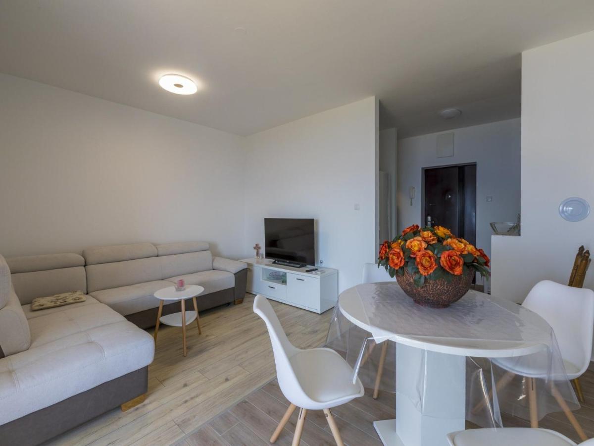 Apartment Vedry Цриквеница Экстерьер фото