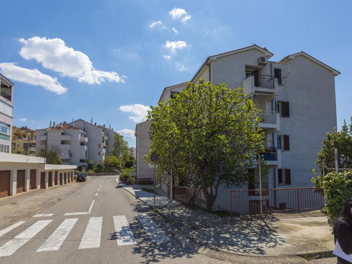 Apartment Vedry Цриквеница Экстерьер фото